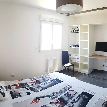 D'une Avec Vue Sur La Terrasse Amenagee Et Wifi A Ajaccio Apartmán *